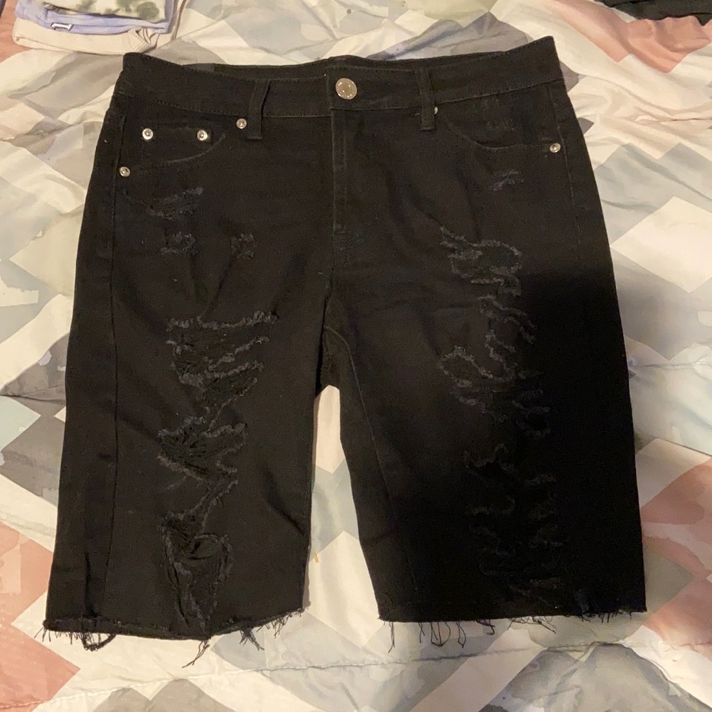 Black, Almost famous, capris